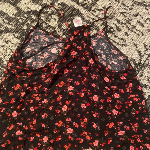 color: BLACK WITH RED AND PINK FLORAL PRINT | size: LARGE (11-13) - Picture 2 of 2